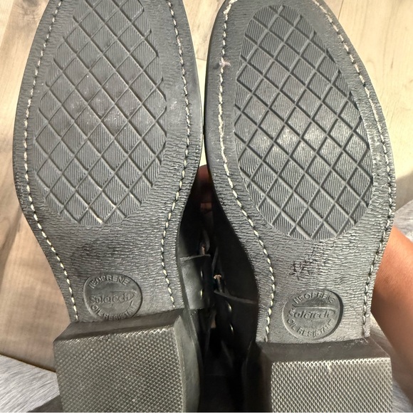 Frye Black Harness 12R - Picture 4 of 9